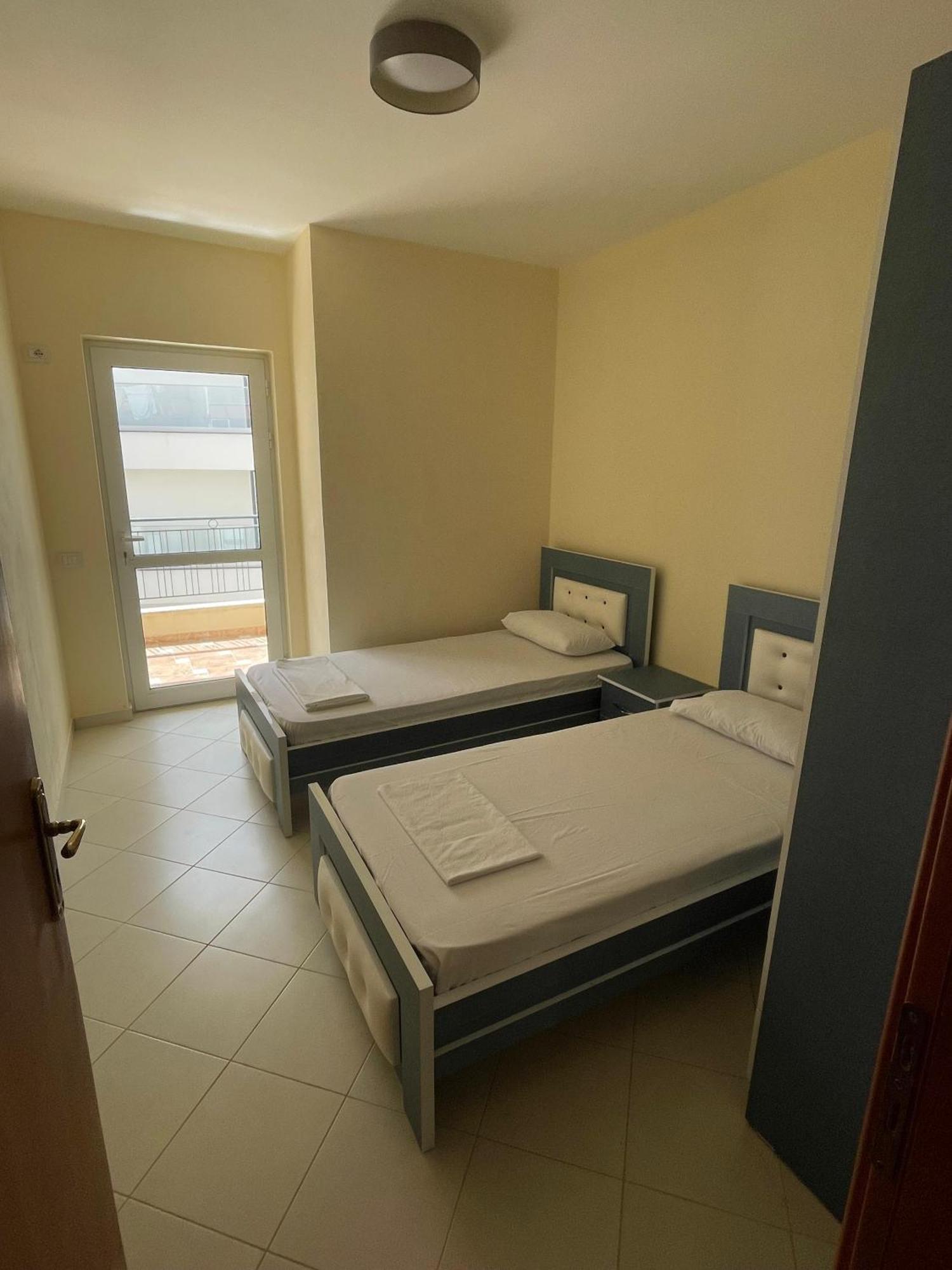 Lovely 3-Bedroom Apartment Rei Saranda Kültér fotó