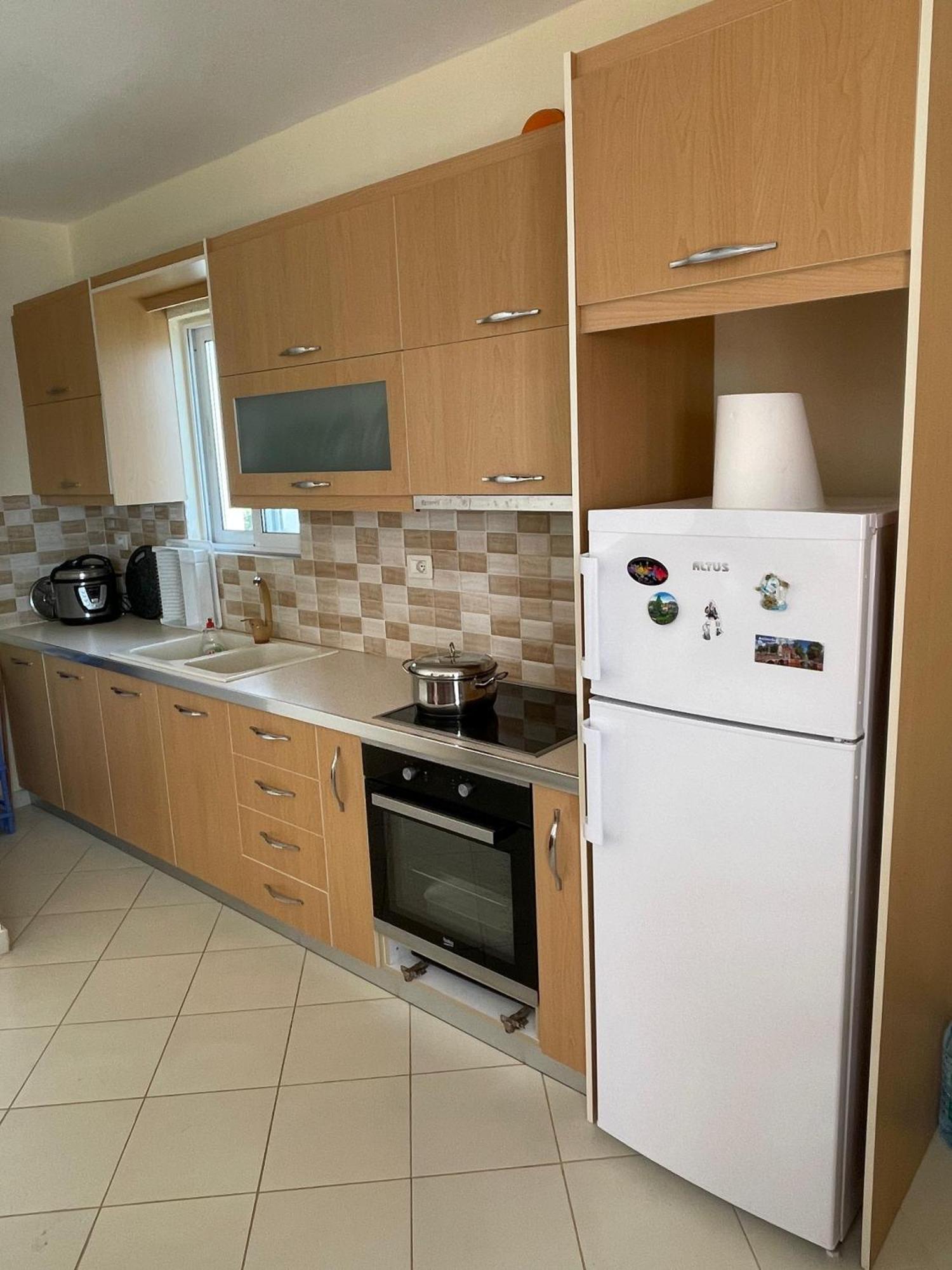 Lovely 3-Bedroom Apartment Rei Saranda Kültér fotó