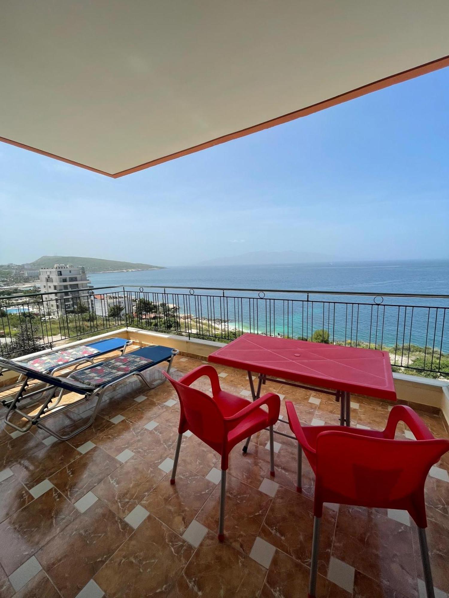 Lovely 3-Bedroom Apartment Rei Saranda Kültér fotó