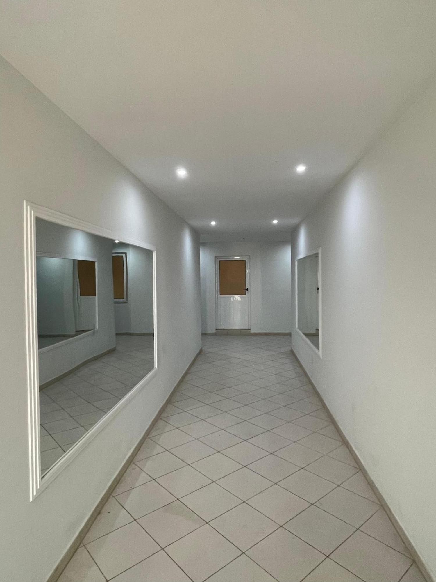 Lovely 3-Bedroom Apartment Rei Saranda Kültér fotó