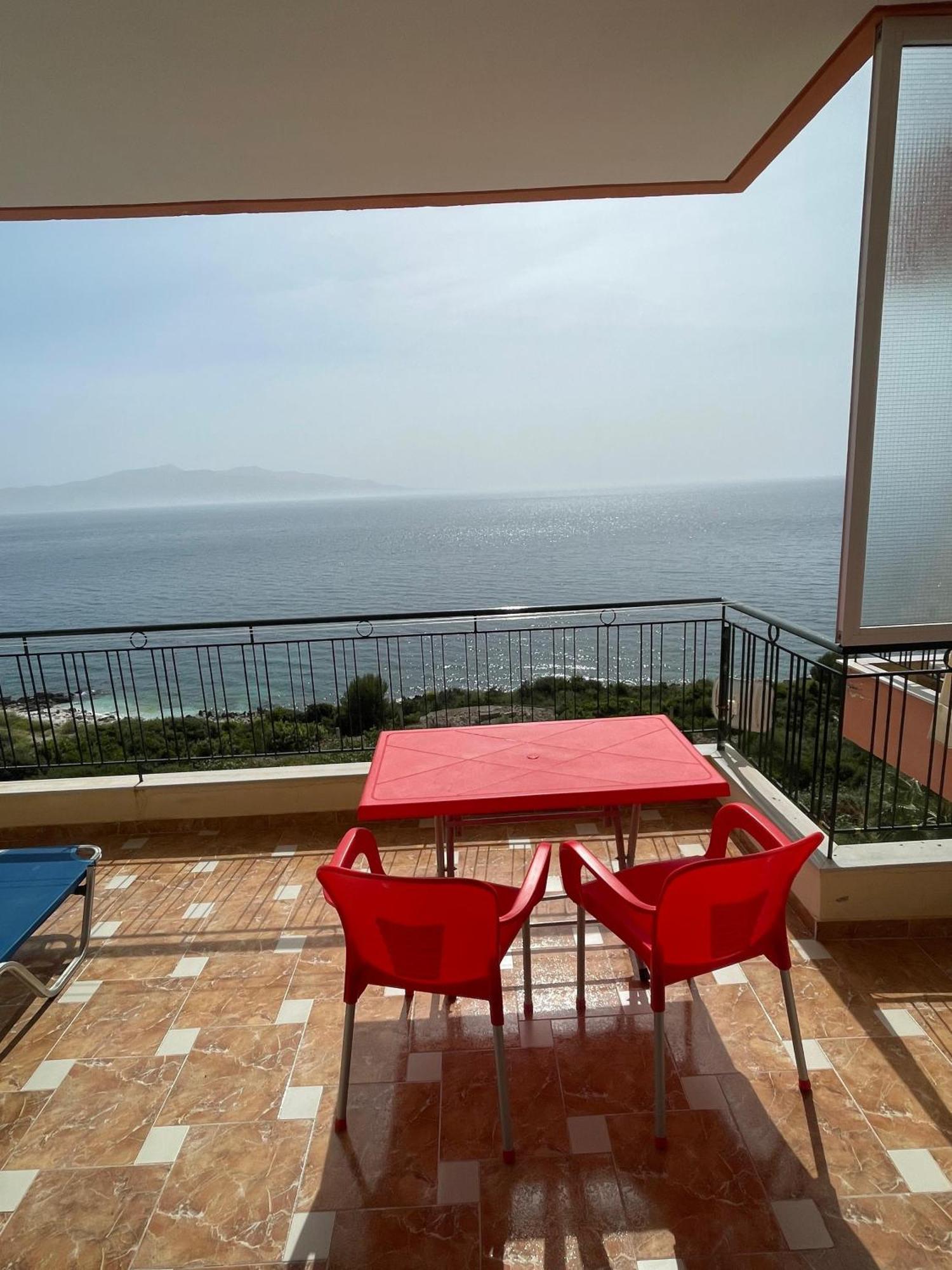 Lovely 3-Bedroom Apartment Rei Saranda Kültér fotó